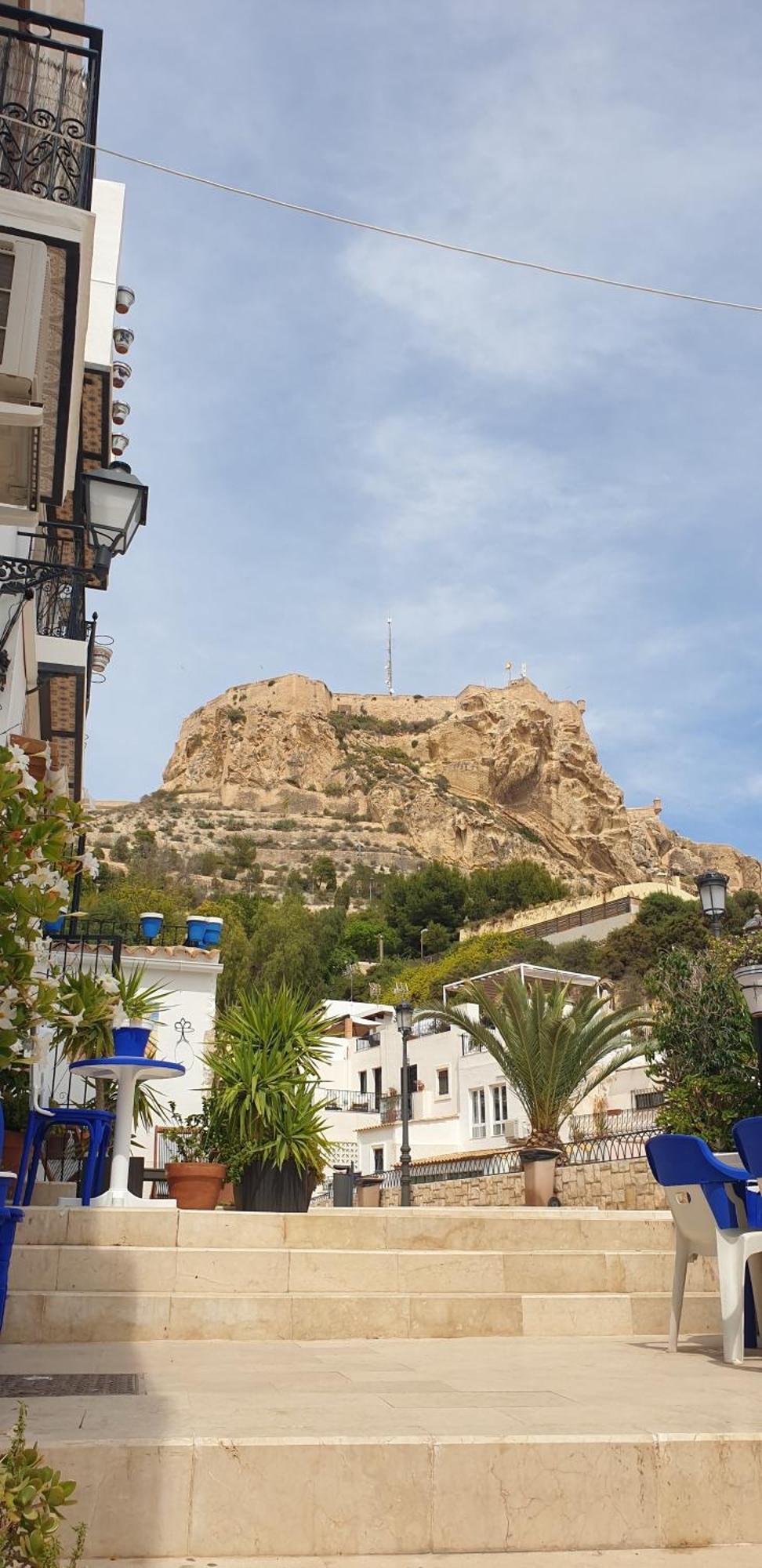 Nuevo Casco Antiguo, Playa Y Castillo Alicante Luaran gambar